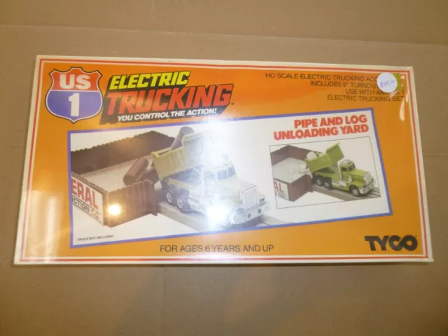 VINTAGE TYCO US1 HO Scale ELECTRIC TRUCKING 3440 PIPE & LOG UNLOADING YARD