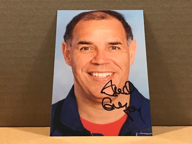 FRED GREGORY Authentic Hand Signed Autograph 4x6 Photo - NASA ASTRONAUT