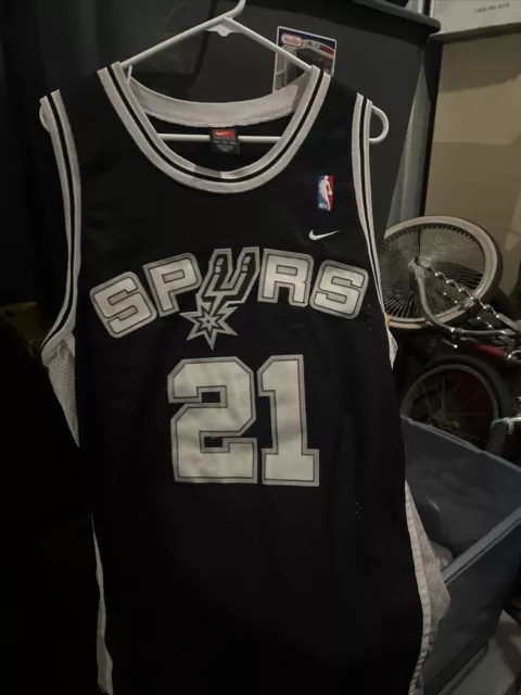 Nike, Shirts, Nike Vtg Dri Fit San Antonio Spurs Tim Duncan Silver Jersey  Size 56 Mens Rare