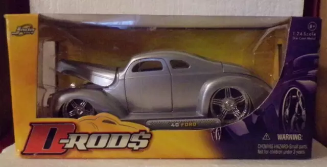 Look Display Jada Toys D-Rods  1940 Ford  Diecast Metal 1:24