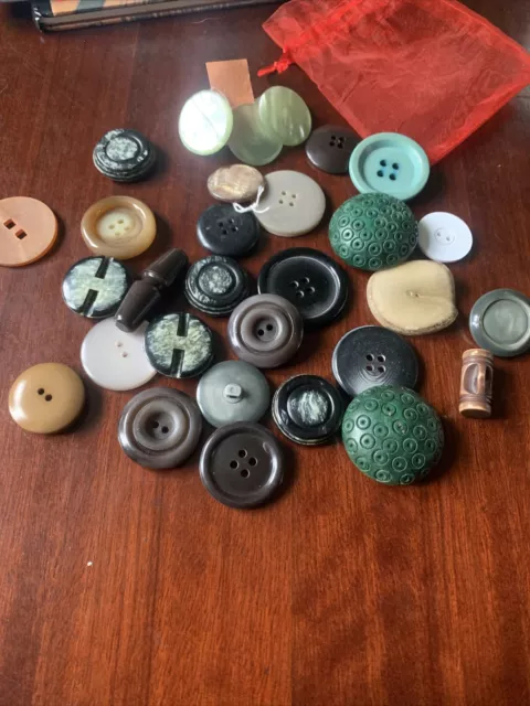 Bundle vintage buttons large sizes various styles craft sewing 2