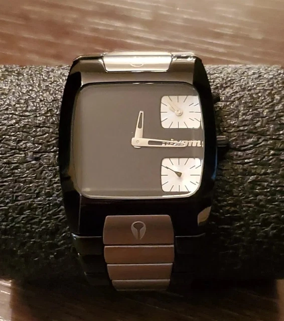 Nixon count it discount the banks watch price