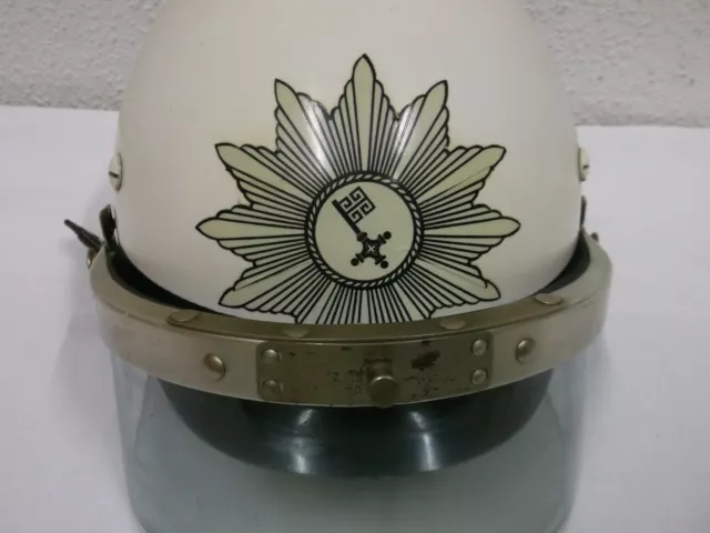 50er 60er Jahre Bremer Polizeihelm mit Visier Gr. 55-57 Einsatzhelm 50s-70s 2