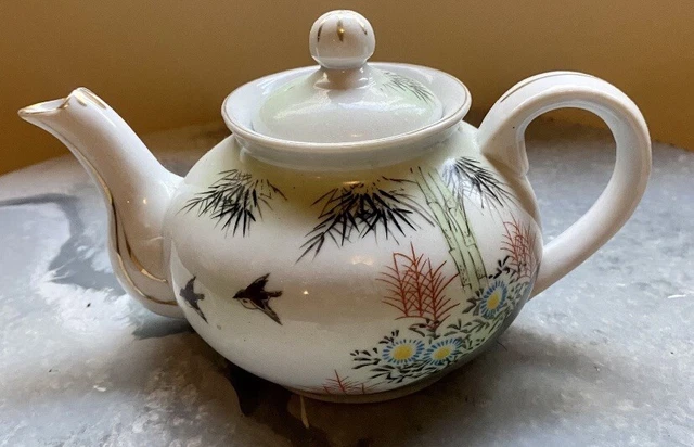 1940’s Antique Vintage Occupied Japan Oriental Porcelain Teapot Small