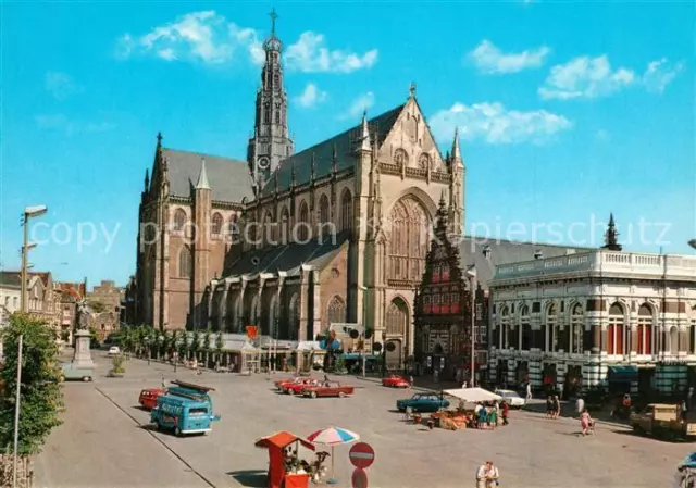 73601555 Haarlem Groote Markt met Grote of St Bavokerk Haarlem