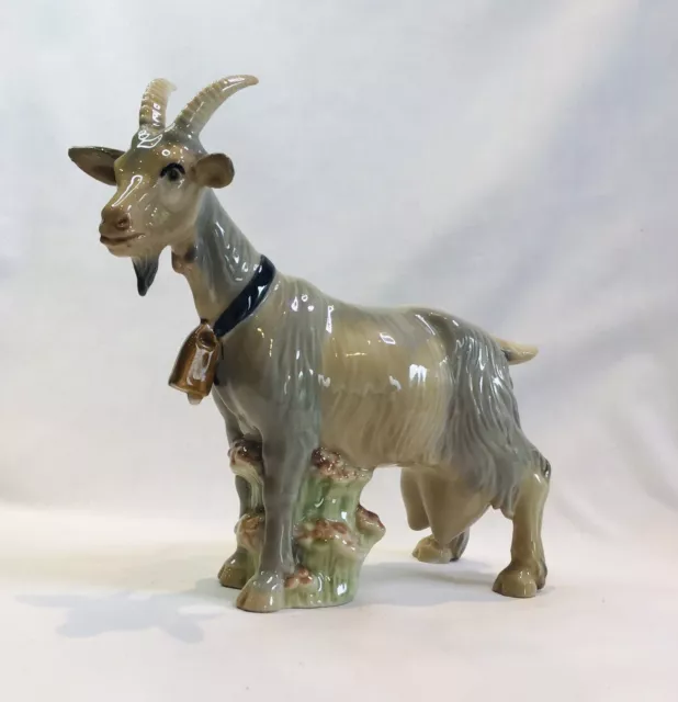 RARE Vintage FIND Porcelain Figurine Of A Mountain Goat / Billy Goat VGC