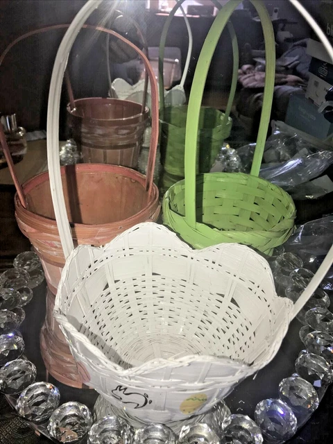Celebrate Easter in Style with a Vintage Lot of 3 Woven Baskets Collectibles