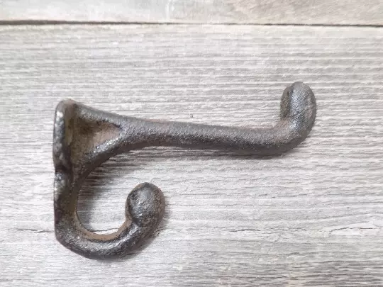 50 Cast Iron Rustic School Style Coat Hooks Hat Hook Hall Tree Restoration 3 1/2 3