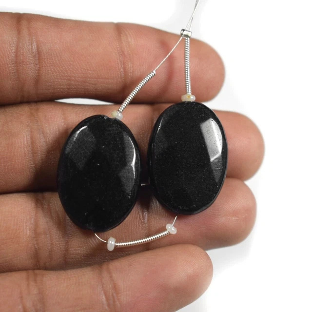 Perles en vrac de pierres précieuses de forme ovale à facettes de...