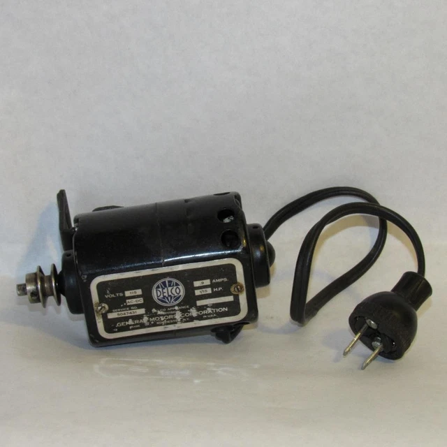 ANTIQUE / VINTAGE Sewing Machine Motor DELCO 115v .9 AMPS AC-DC 1/15 H ...