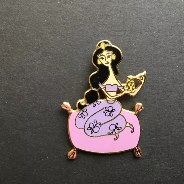 DISNEY CATALOG - Boxed Princesses Pin Jasmine - LE 7500 Disney Pin ...