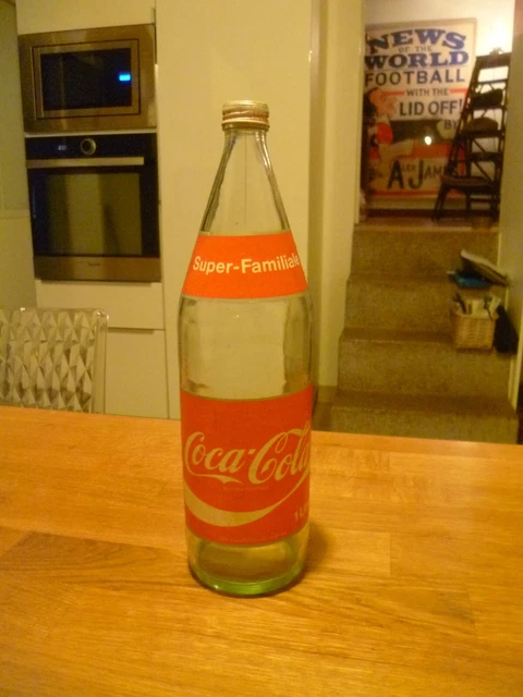 BOUTEILLES DE COCA cola avec présentoir en bois vintage murale objet de... EUR 40,00 - FR
