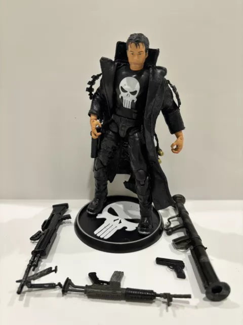 The Punisher Marvel Legends Toybiz 2004 6” Figure