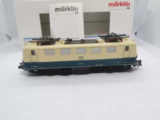 Märklin H0 3034 E-Lok BR 141 278-2 beige / blau defekt in OVP G066