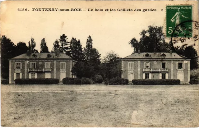 CPA AK Fontenay sous Bois Le Bois et les Chalets des Gardes FRANCE (1282721)