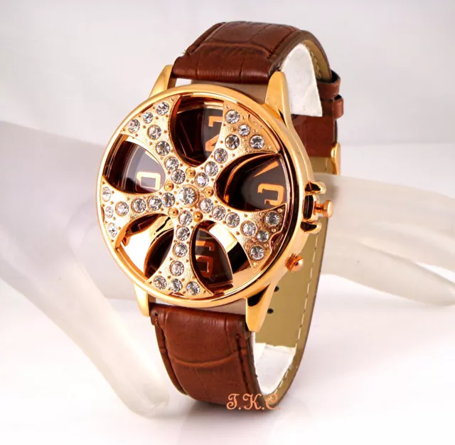 Eccezionale Pelle Marrone Unisex Rap Filatura Coperchio Oro Cristallo Orologio