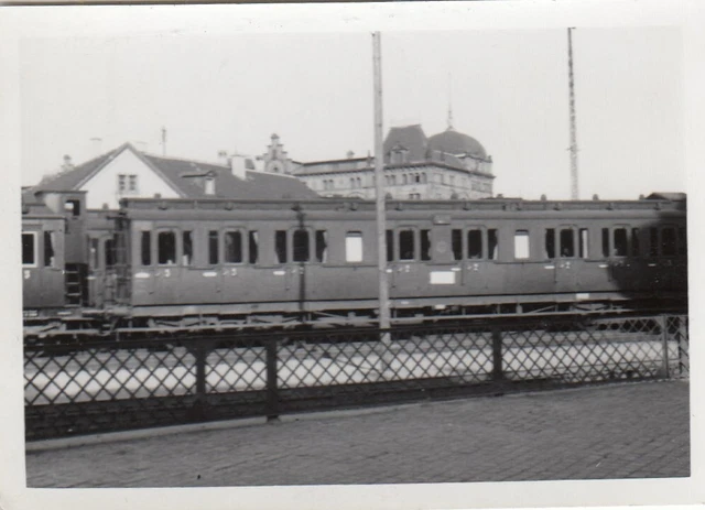 ORIG. FOTO  Waggon Personenwagen 2. und 3. Klasse  ca.7x10 (G817)