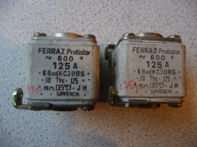 Deux fusibles ferraz protistor 600 v 125 A