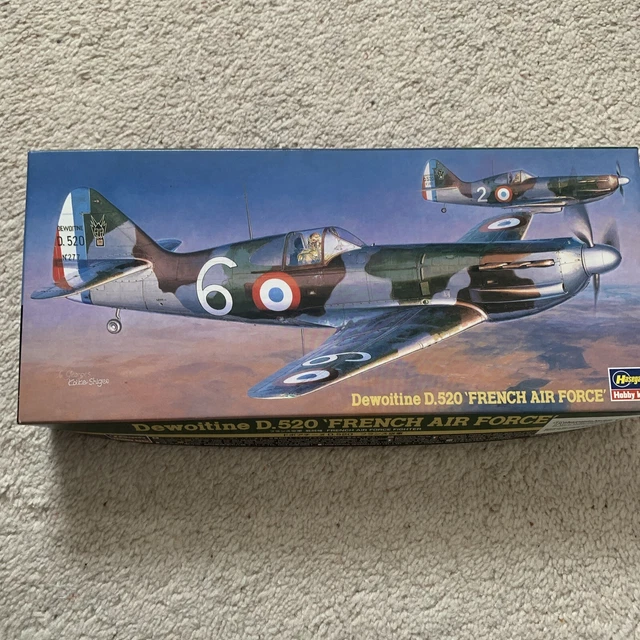 Lote De 2 Aviones De Combate Escala 1/72 - Dewoitine D.520 Y Mitsubishi A7M2, Modelos En Blister