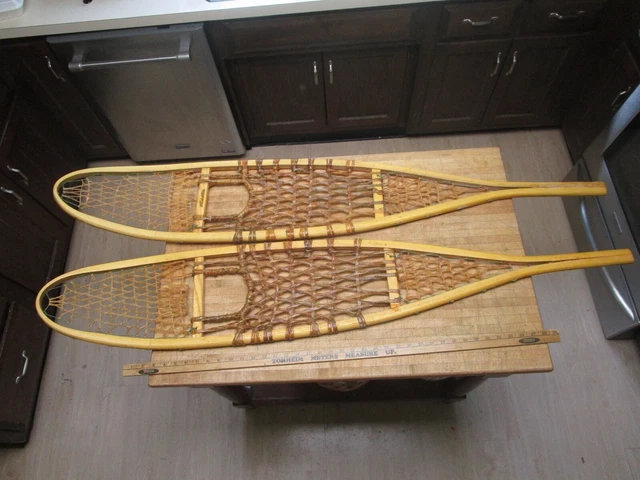 GV Snowshoes Alaskan Rawhide Snowshoes， 10x56 並行輸入品 ショッピング価格 スポーツ 