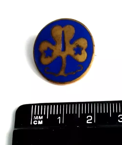 VINTAGE GIRL GUIDES World Badge (WAGGGS), 1932-1968 $3.19 - PicClick