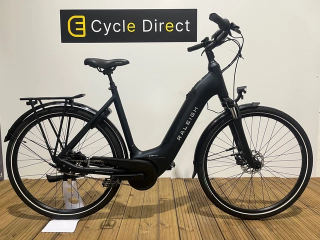 Raleigh motus tour crossbar sales 2021 electric hybrid bike
