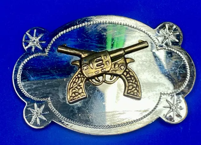 Vintage western two crossed Gun Pistol Revolver's two tone belt buckle W/ Stars