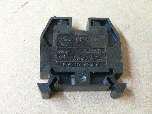 Allen Bradley 1492-W16S (Lot Of 29) Black Terminal Block