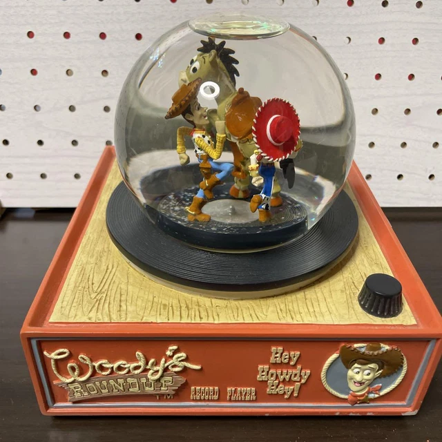 DISNEY SNOW GLOBE Music Box Final Toy Story 2 Roundup Japan f 178.00