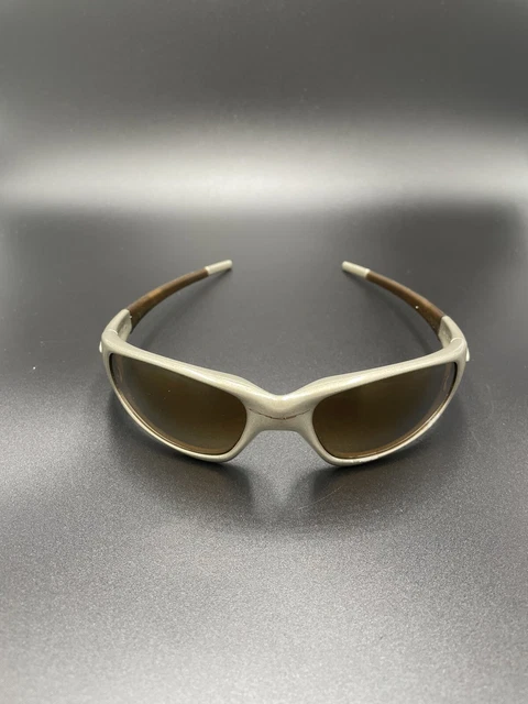 Oakley Straight Jacket 1.0 Metallic Sand W/ Gold Iridium Lenses