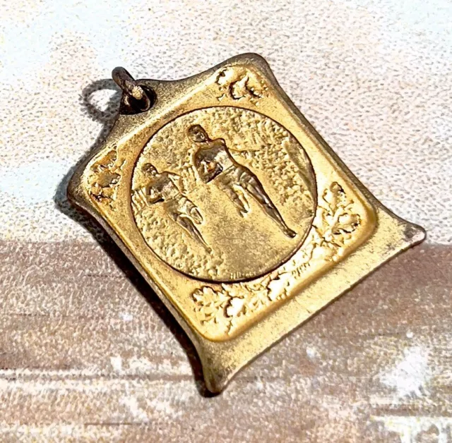 Pendendif Medaille sport doré Art nouveau 1900 JO Jeux Olympique 2024 Paris