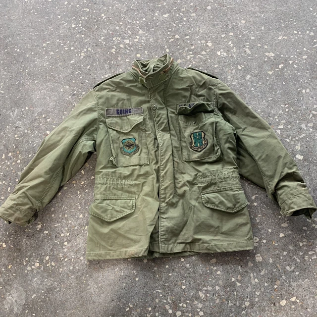 VINTAGE WINFIELD M65 Field Jacket W/ Patches Size M Green Army Vietnam