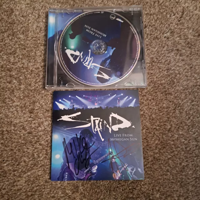 Staind,aaron lewis ,Mike Mushok signed Mohegan Cd