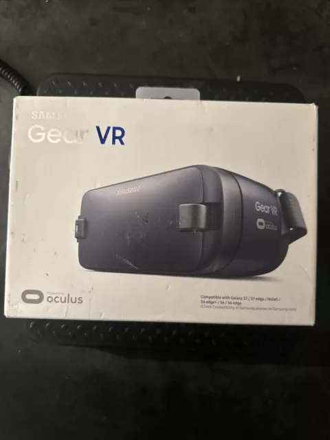 Samsung Gear VR Powered by Oculus - New, Sealed In Box! 2017