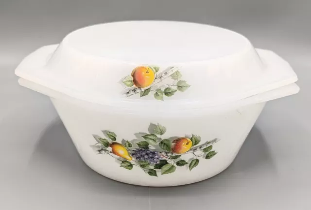 🍀Ancienne cocotte en Arcopal  vintage, décor fruits