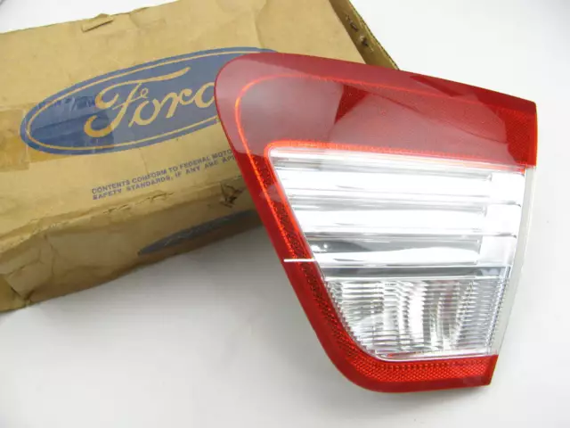 NEW - OEM Ford 6N7Z-13404-BA Right Tail Light Lamp - 2006-2009 Mercury Milan