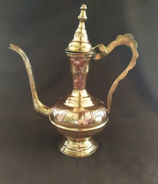 Vintage Arabic Laiton Cuivre Design Pot Cafe