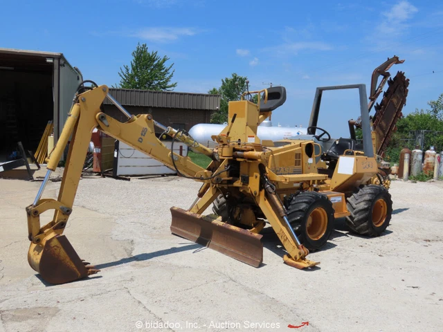 Case 560 4WD Ride-On 72" Trencher Backhoe 6-Way Blade Deutz Diesel bidadoo Case 560 4WD Ride-On 72" Trencher Backhoe 6-Way Blade Deutz Diesel bidadoo