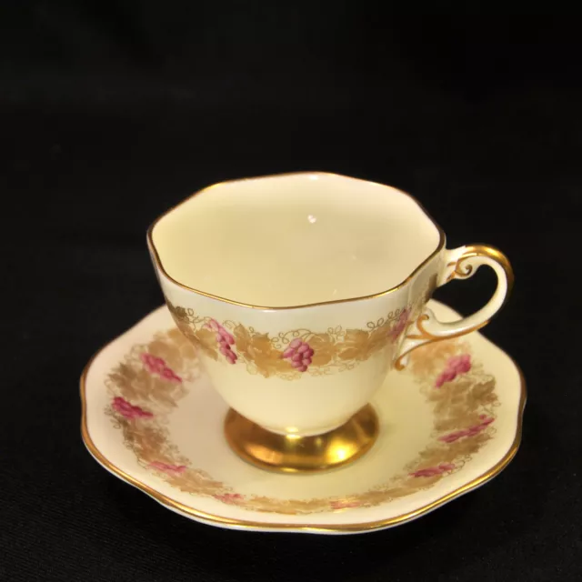 E. Brain Foley Cup & Saucer Grapes & Leaves Purple & Gold 1948-1963 England HTF