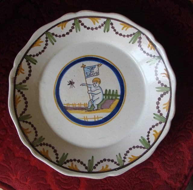 Assiette en faïence de Nevers XVIIIe Révolution W La Liberté