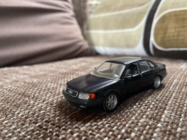 1:43 Audi 100 Schabak Modellauto