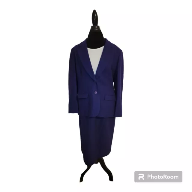 Pendelton Wool 2 Piece Suit. Purple. Size 16