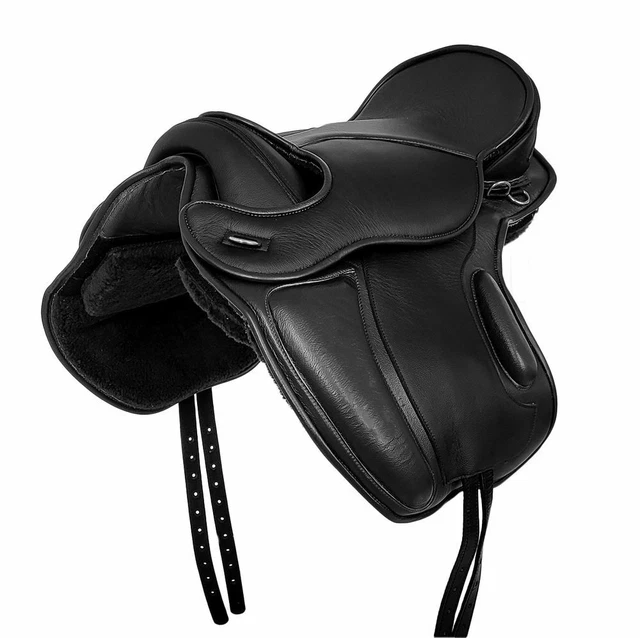 Nettoyage En Profondeur : Selle De Dressage Jaguar Le Cuir De Cette Selle Avait Du