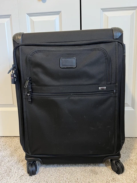 TUMI Alpha 2 Medium Trip Expandable 4 Wheeled Packing Case 022564D2