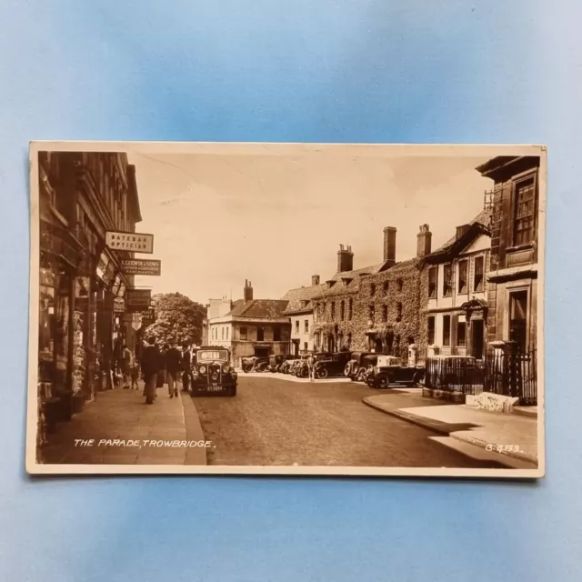 Trowbridge Postkarte C1935 echtes Foto Parade Post Ofiice & Optiker Wiltshire