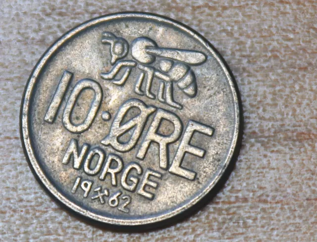 1962 Norway 10 Ore Honey Bee