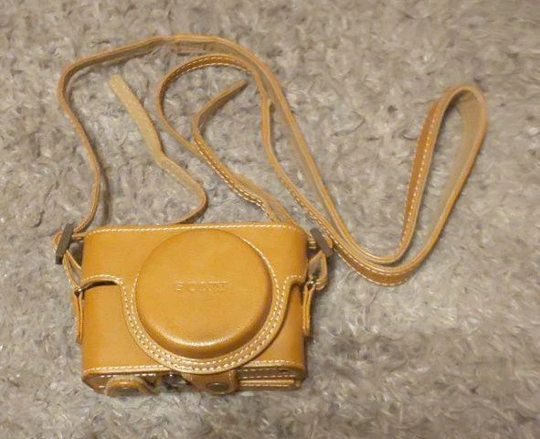 SONY Camera Jacket Leather Case for RX100 Series Beige LCJ-RXK CC Japan New