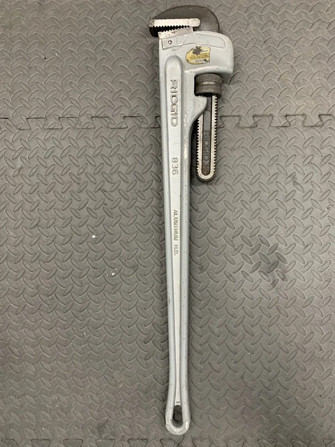 thumbnail image 2 of Dickie Dyer Aluminium Stillson Pipe Wrench 355mm 14 Inch 971721... 2 of 14
