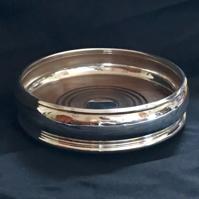 1992 D R & S London Solid Sterling Silver Bottle Coaster