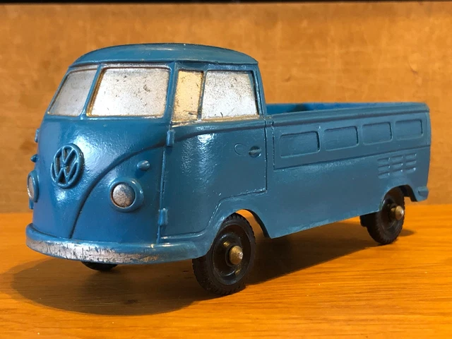 VW COMBI T1 PIC-UP TOMTE-LERDAL STAVANGER-NORWAYGrand modèle 17 cm de
